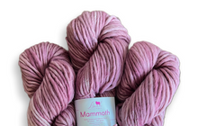 Load image into Gallery viewer, Baah Yarn Mammoth - On the Mauve
