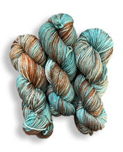 Load image into Gallery viewer, Dyed to Order Aran/Worsted - Conifer
